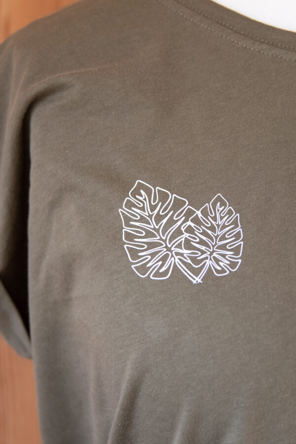 T-Shirt "Monstera" olive - Image 2