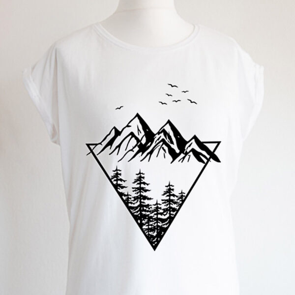 T-Shirt "Dreieck - Berge und Tannen" - Image 2